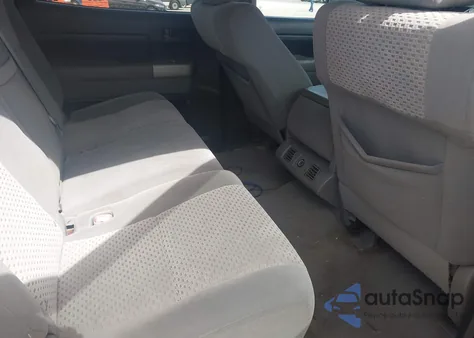 2008 Toyota Tundra Base 5.7L V8 z USA, uszkodzony, nr VIN 5TBEV54198S482041